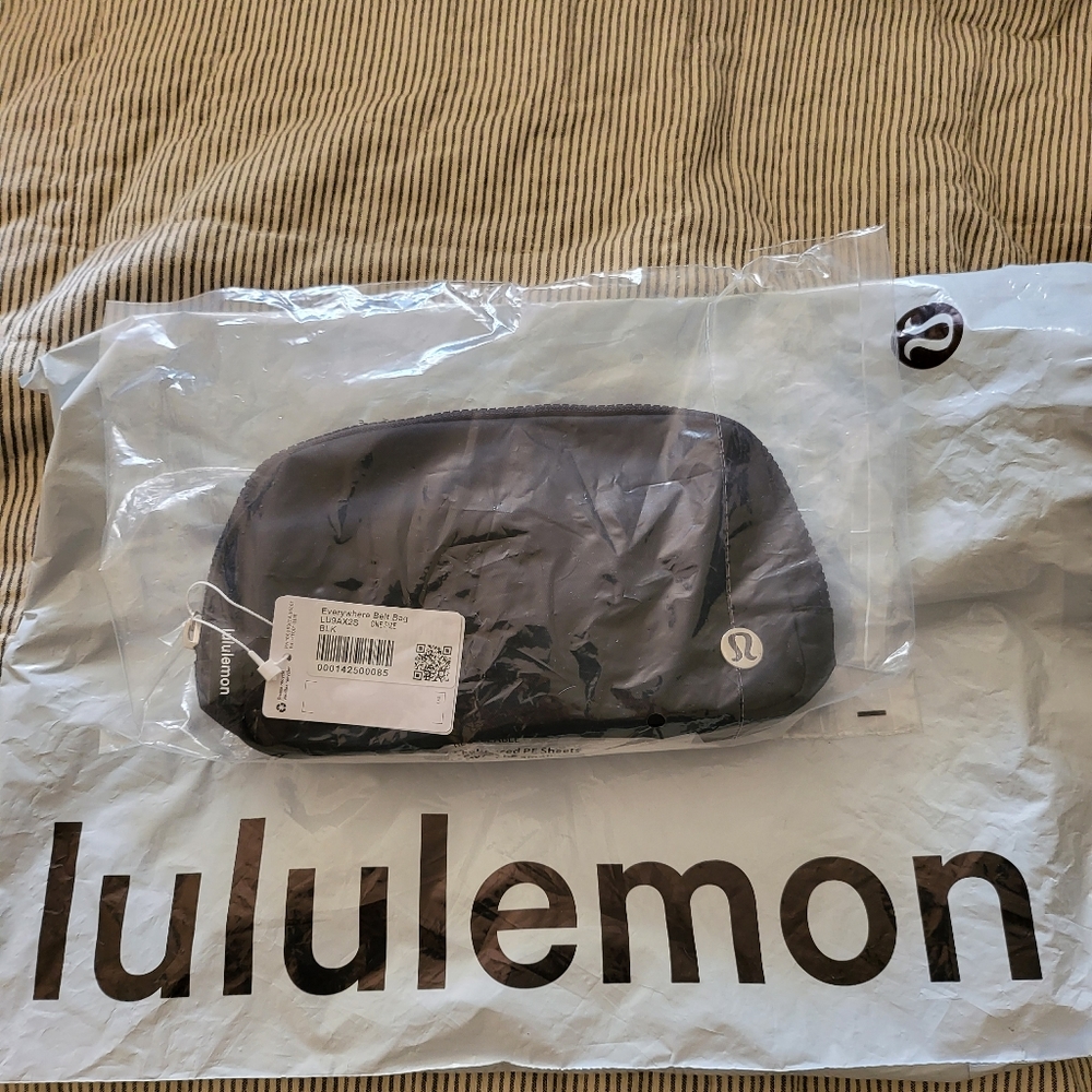 Lululemon Everywhere Bag